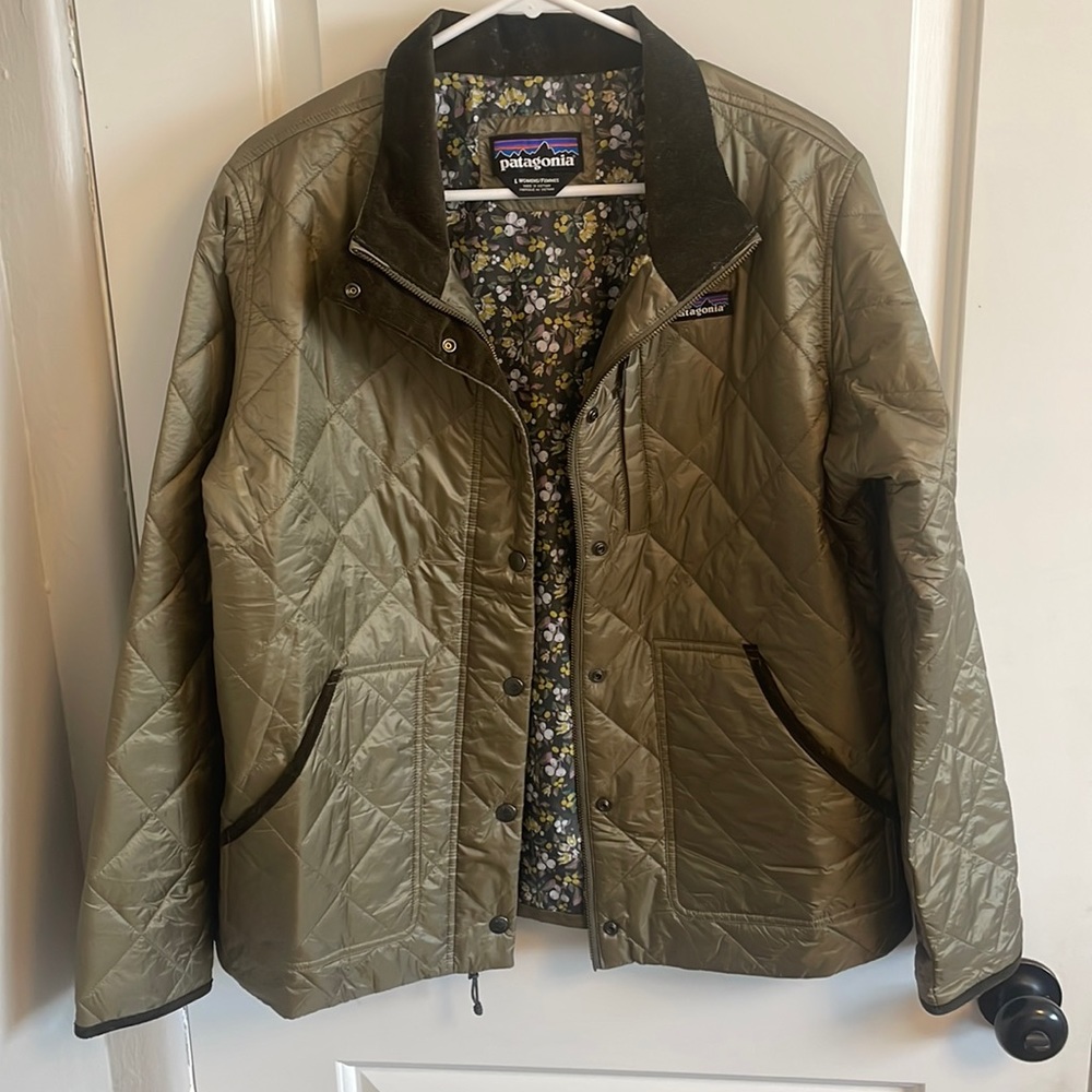 Patagonia light down jacket